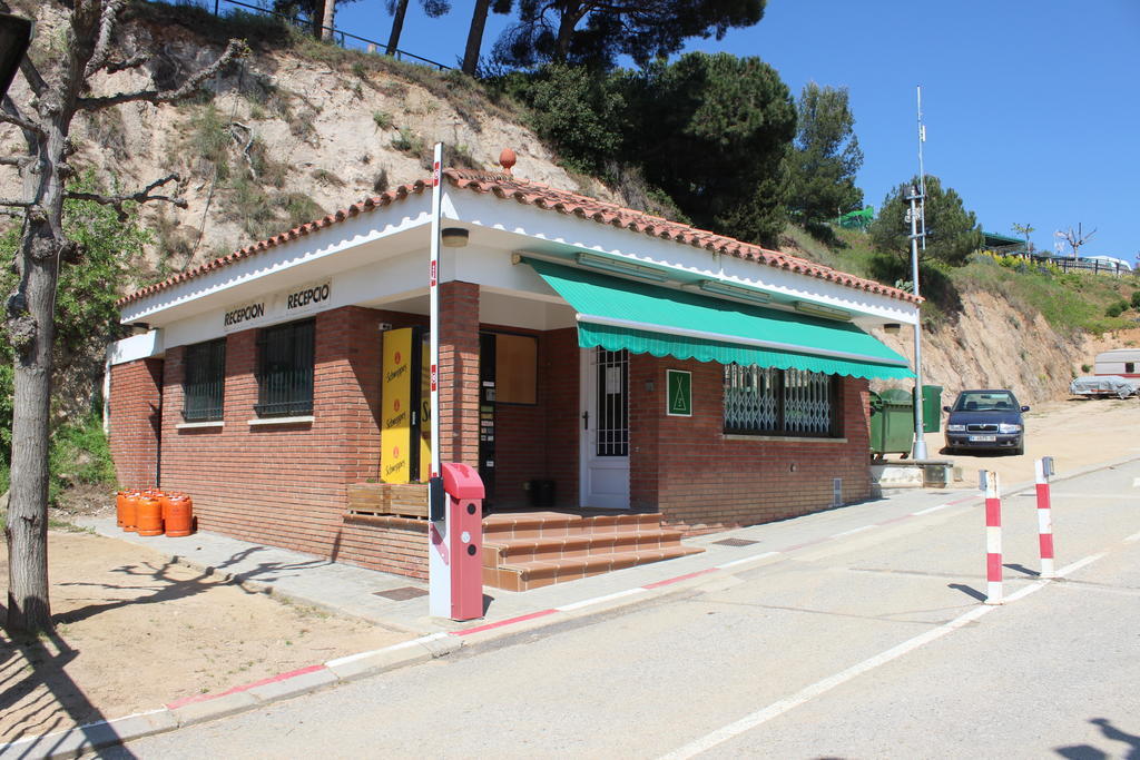 El Carlitos Otel Arenys de Mar Dış mekan fotoğraf