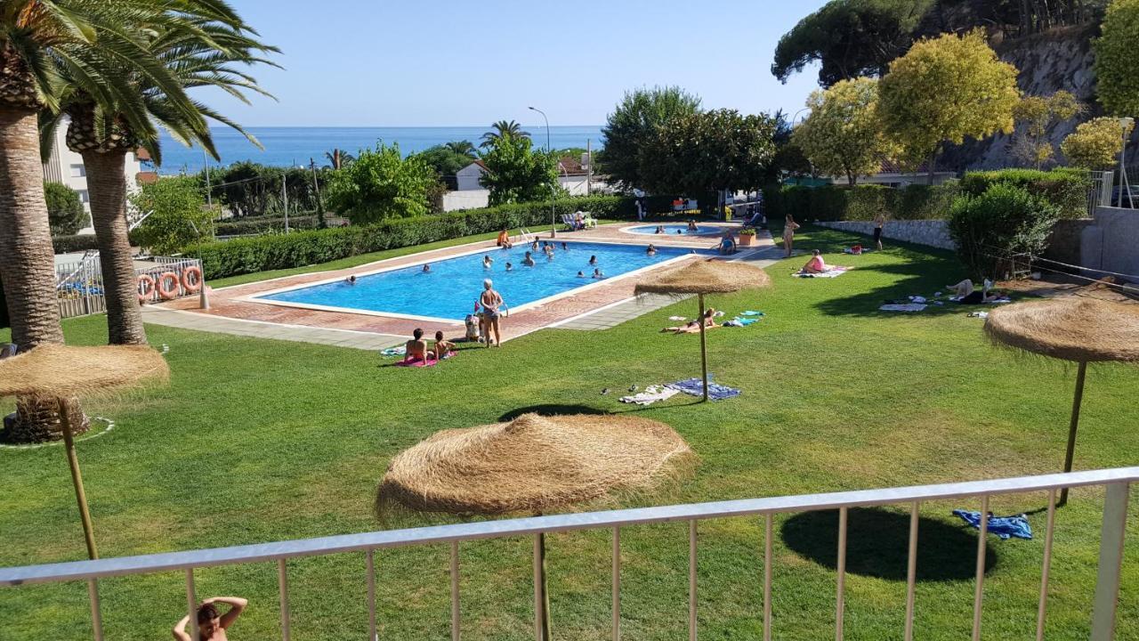 El Carlitos Otel Arenys de Mar Dış mekan fotoğraf